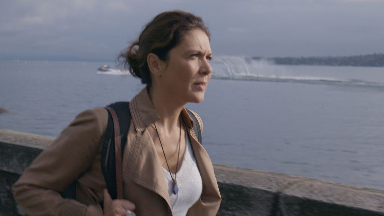 Les nouvelles Èves backdrop