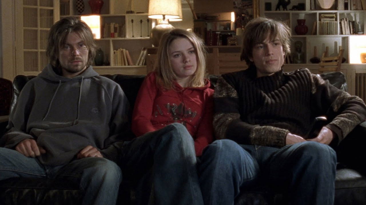 Quelques jours entre nous backdrop