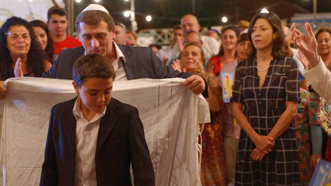 Encirclements backdrop