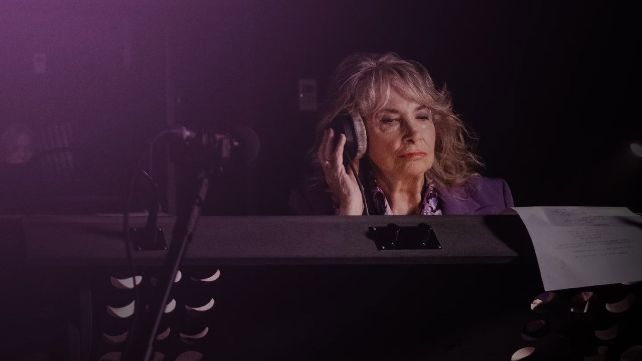 Il buio della sala backdrop