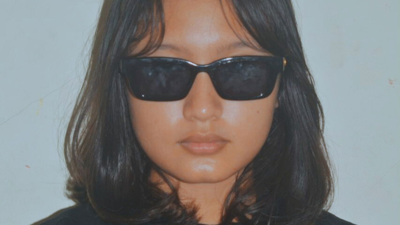 Future Glasses backdrop