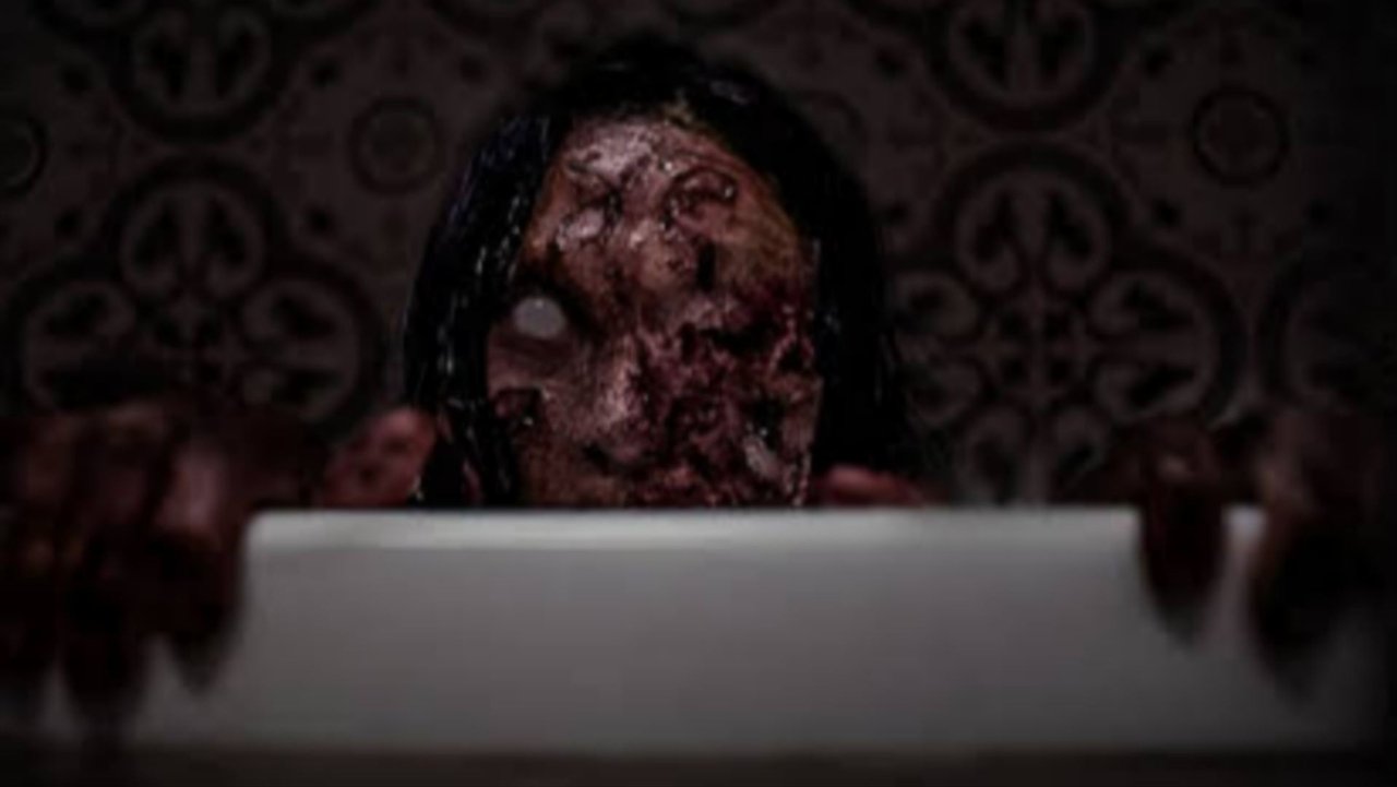 Labinak: Mereka Ada di Sini backdrop