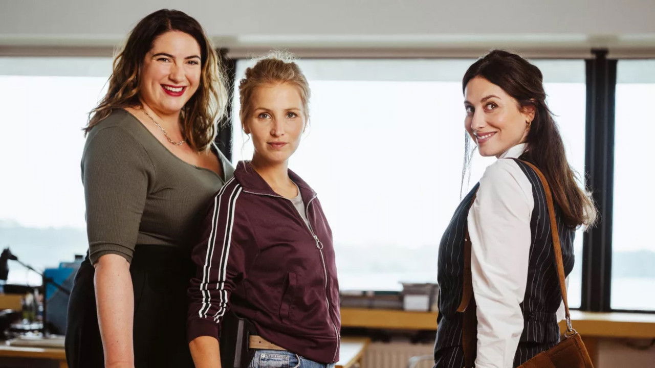 Les Trois Brestoises backdrop