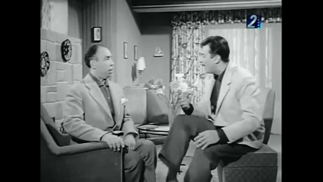 El Maganeen Fi Naeem backdrop