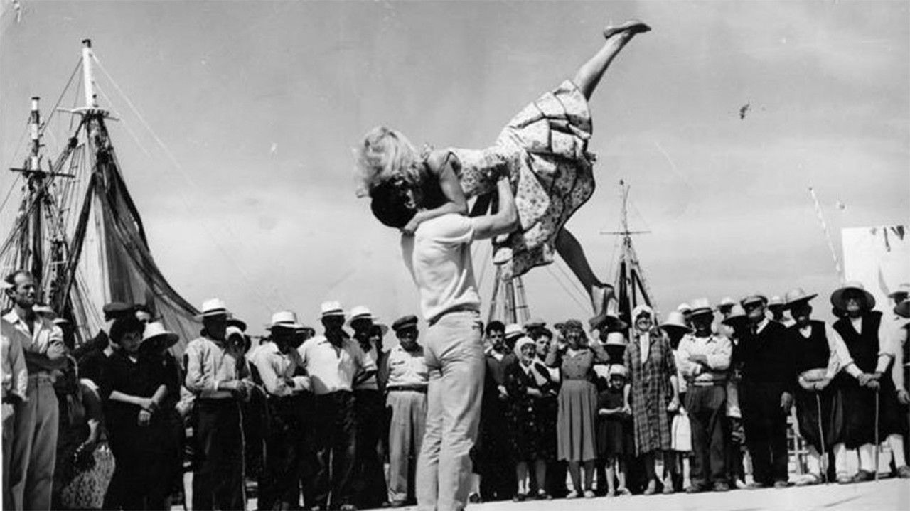 Aliki My Love backdrop