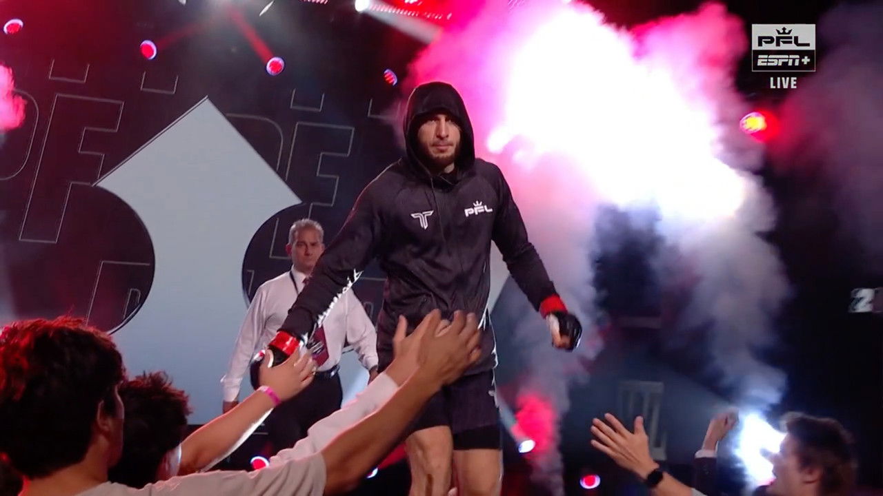 PFL 2024 #9: Playoffs - Loughnane vs. Kamaka III backdrop