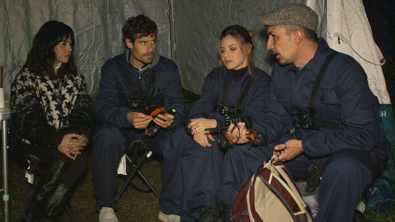 Alla ricerca dei fantasmi italiani backdrop