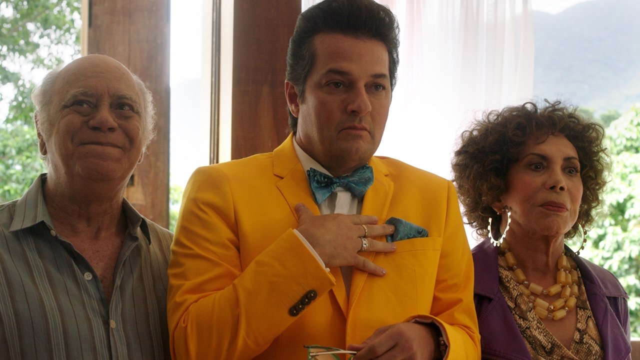 Crô em Família backdrop