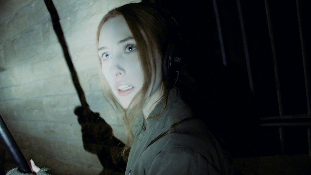 Paranormal Prison backdrop