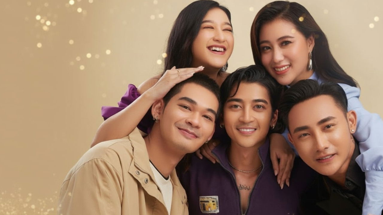 CANDY FRIENDS backdrop