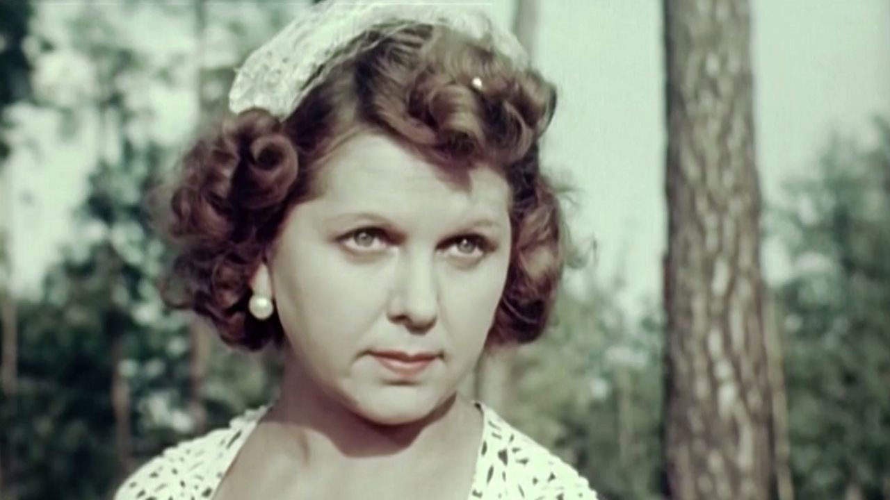 Precious Gift backdrop