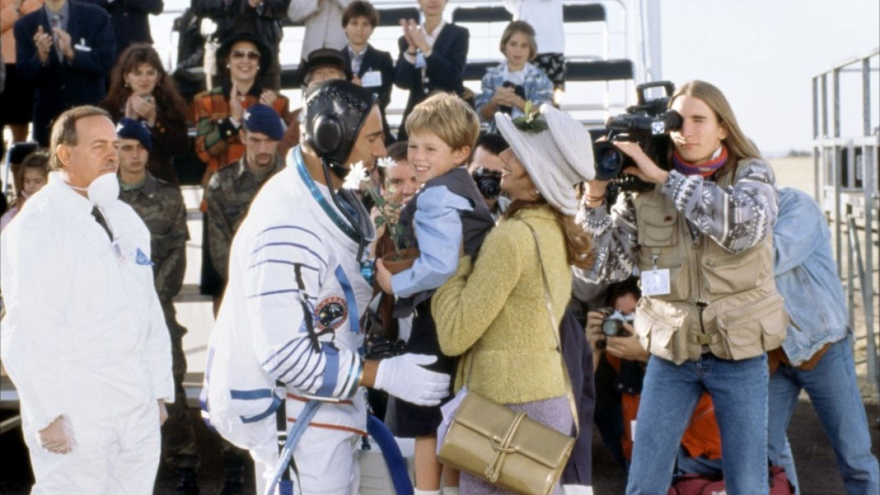 La Femme du cosmonaute backdrop