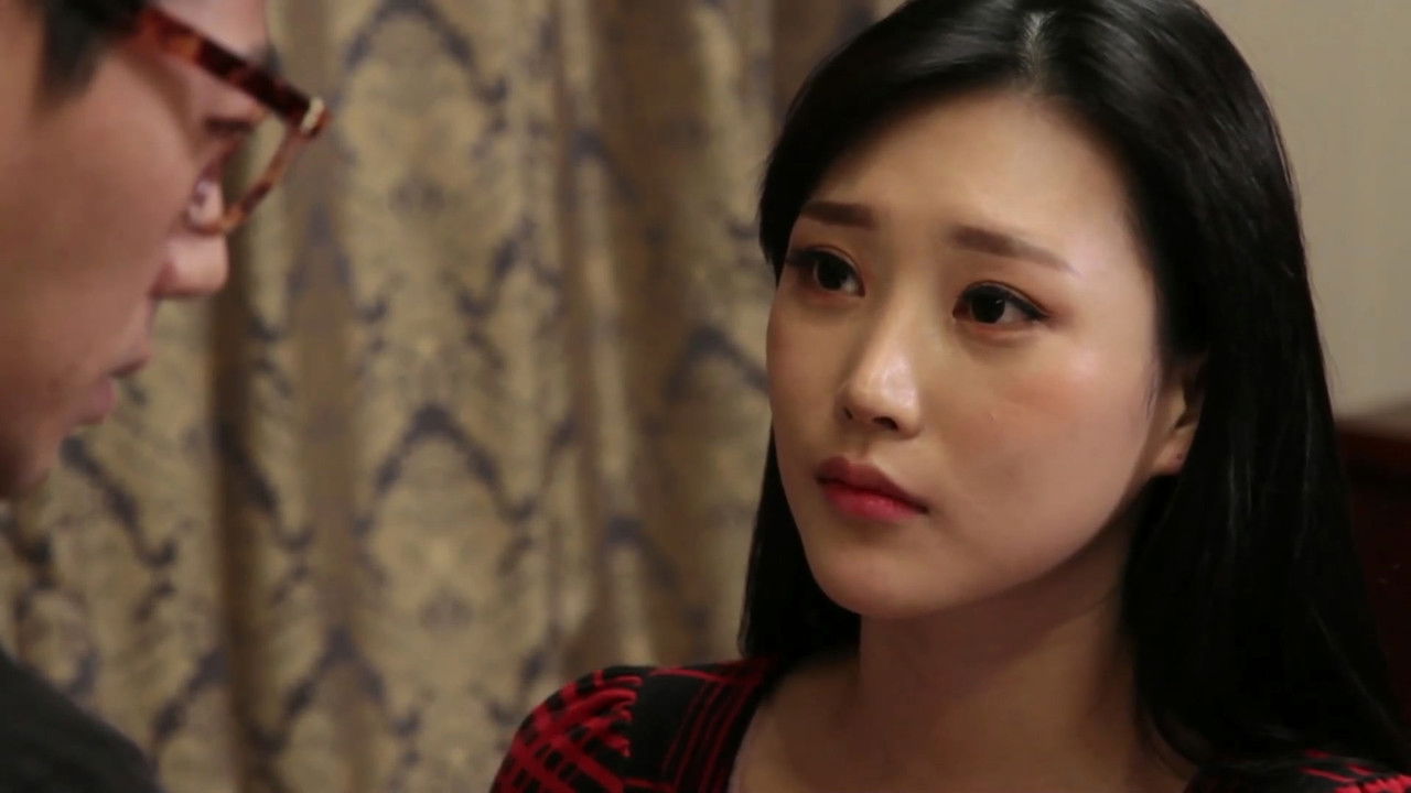 Loose Women 2 backdrop