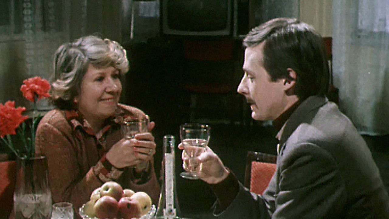 К кому залетел певчий кенар backdrop