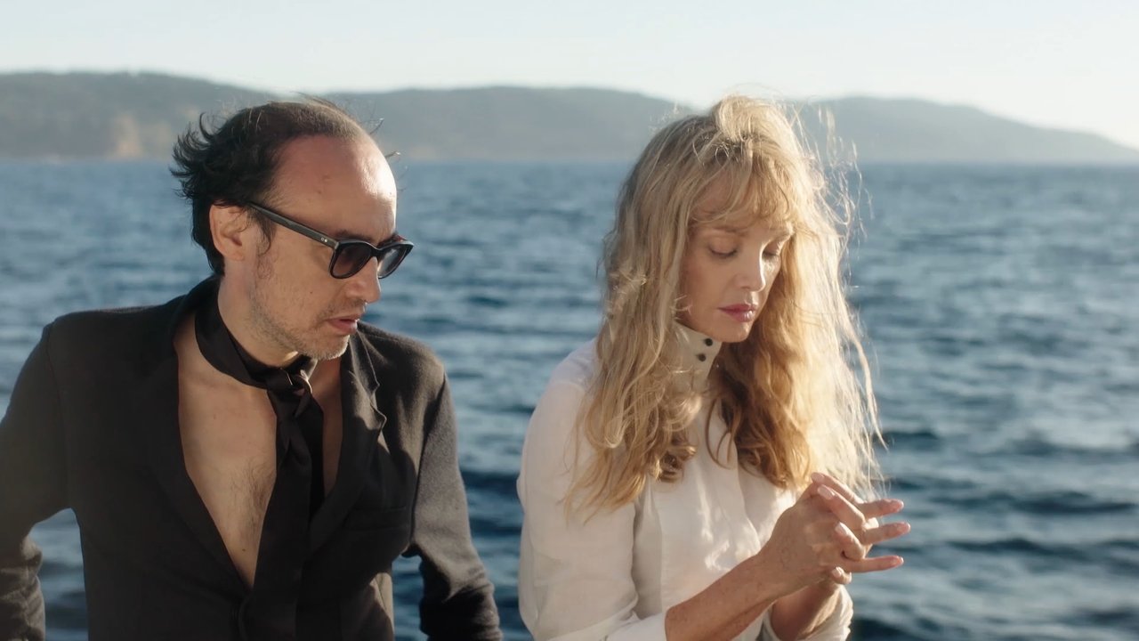 Alien Crystal Palace backdrop