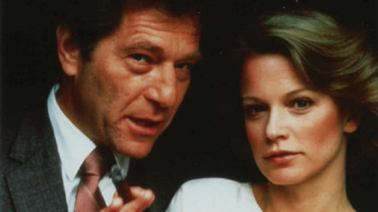 Trackdown: Finding the Goodbar Killer backdrop