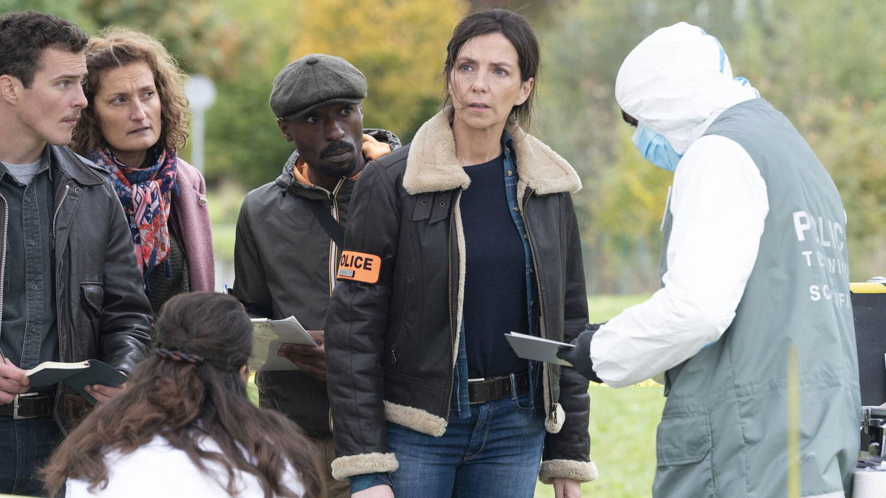 Meurtres à Meaux backdrop