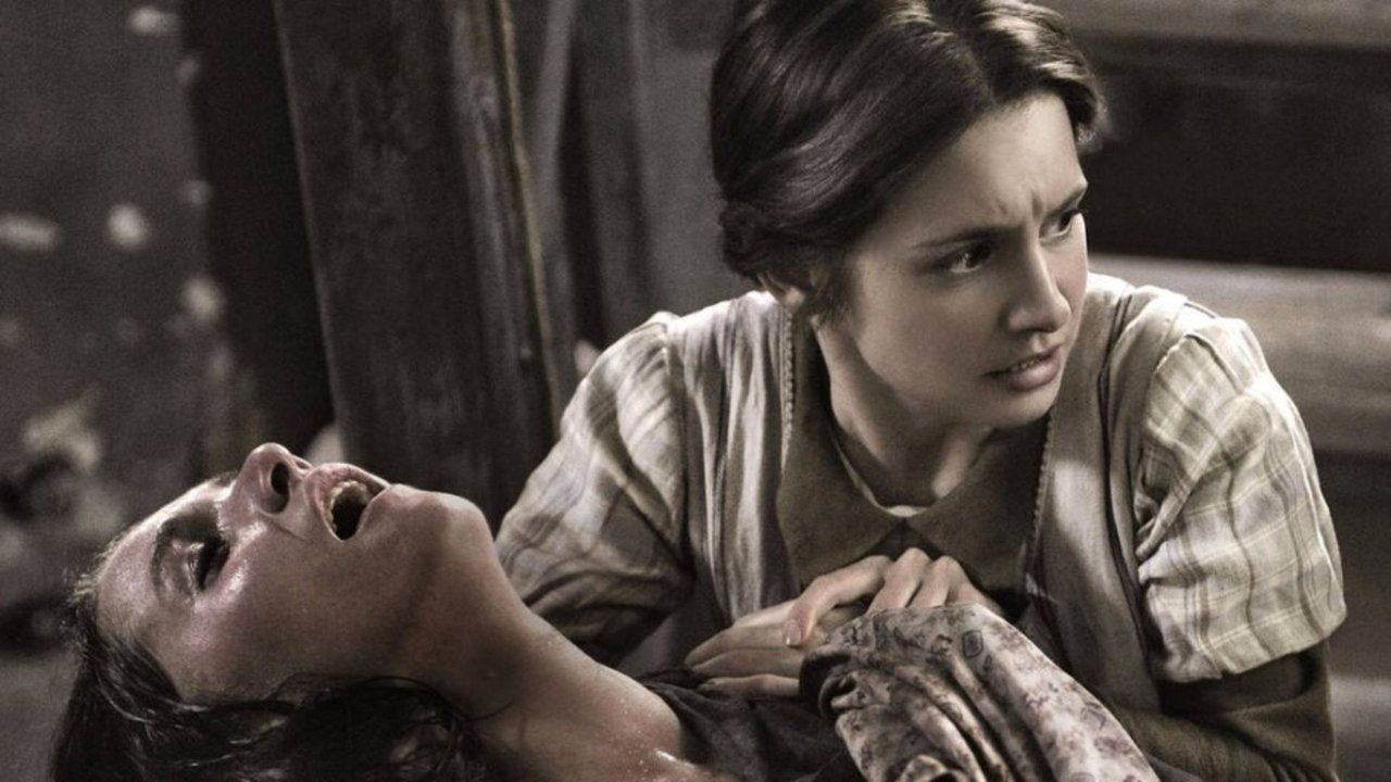 Die Hebamme backdrop