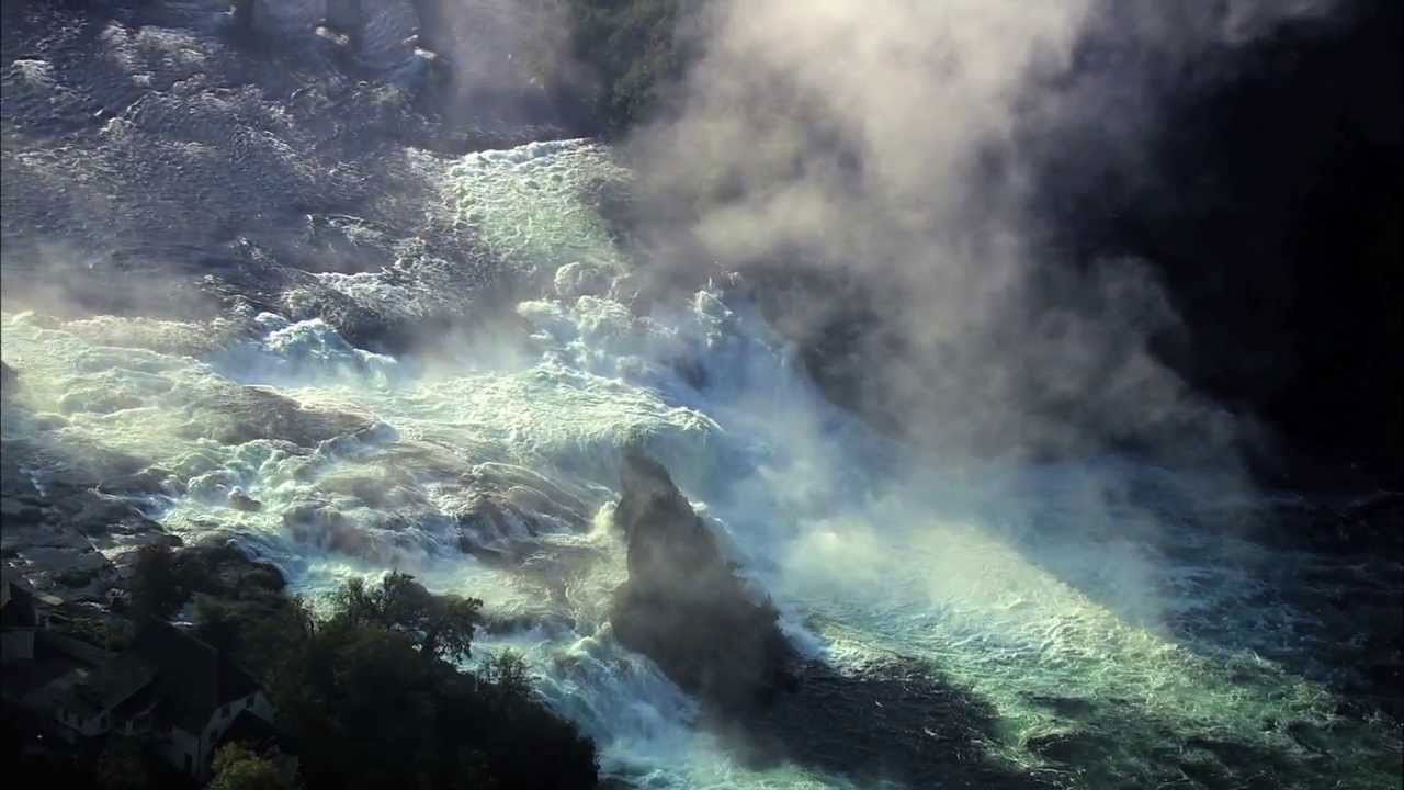 Wilder Rhein backdrop