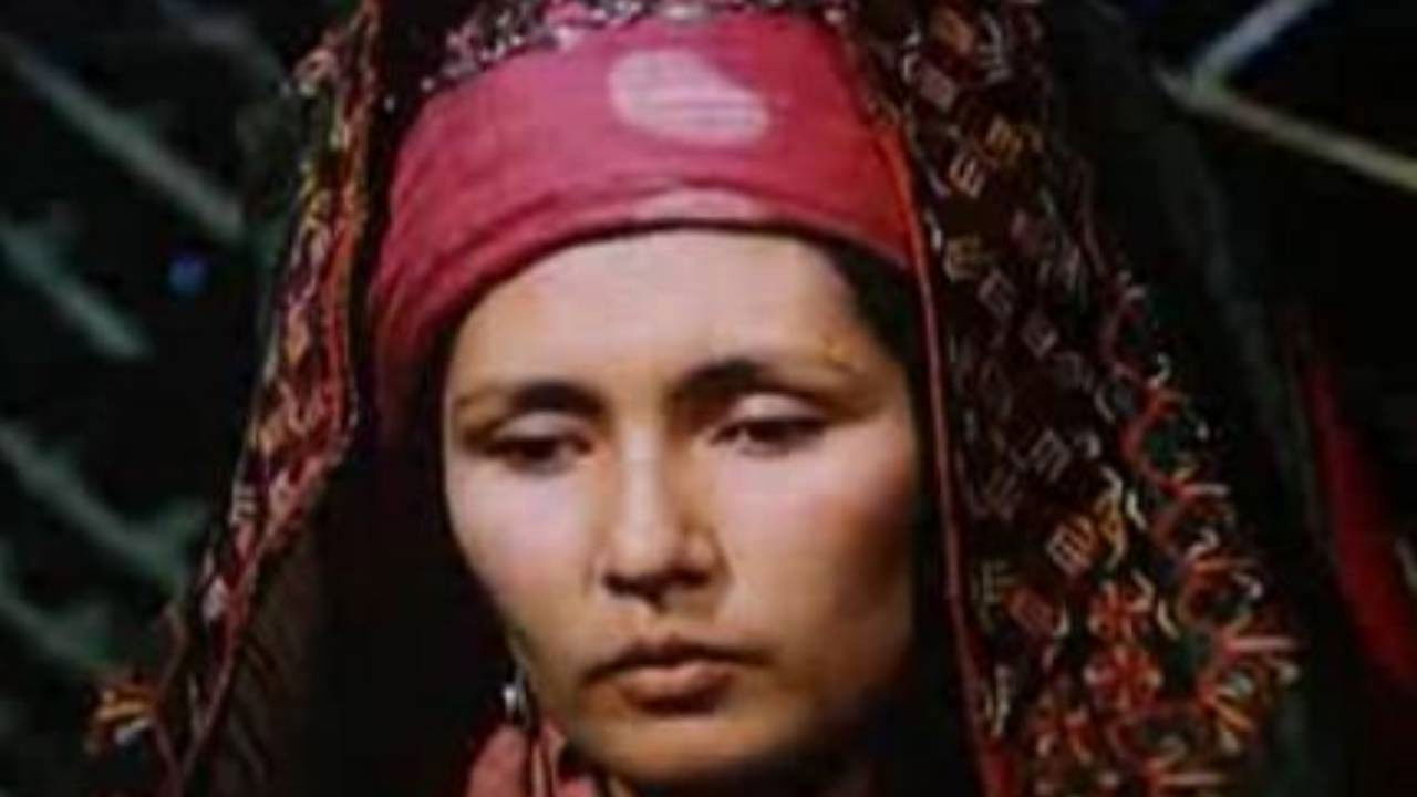 Legend of the Ancient Mountains backdrop