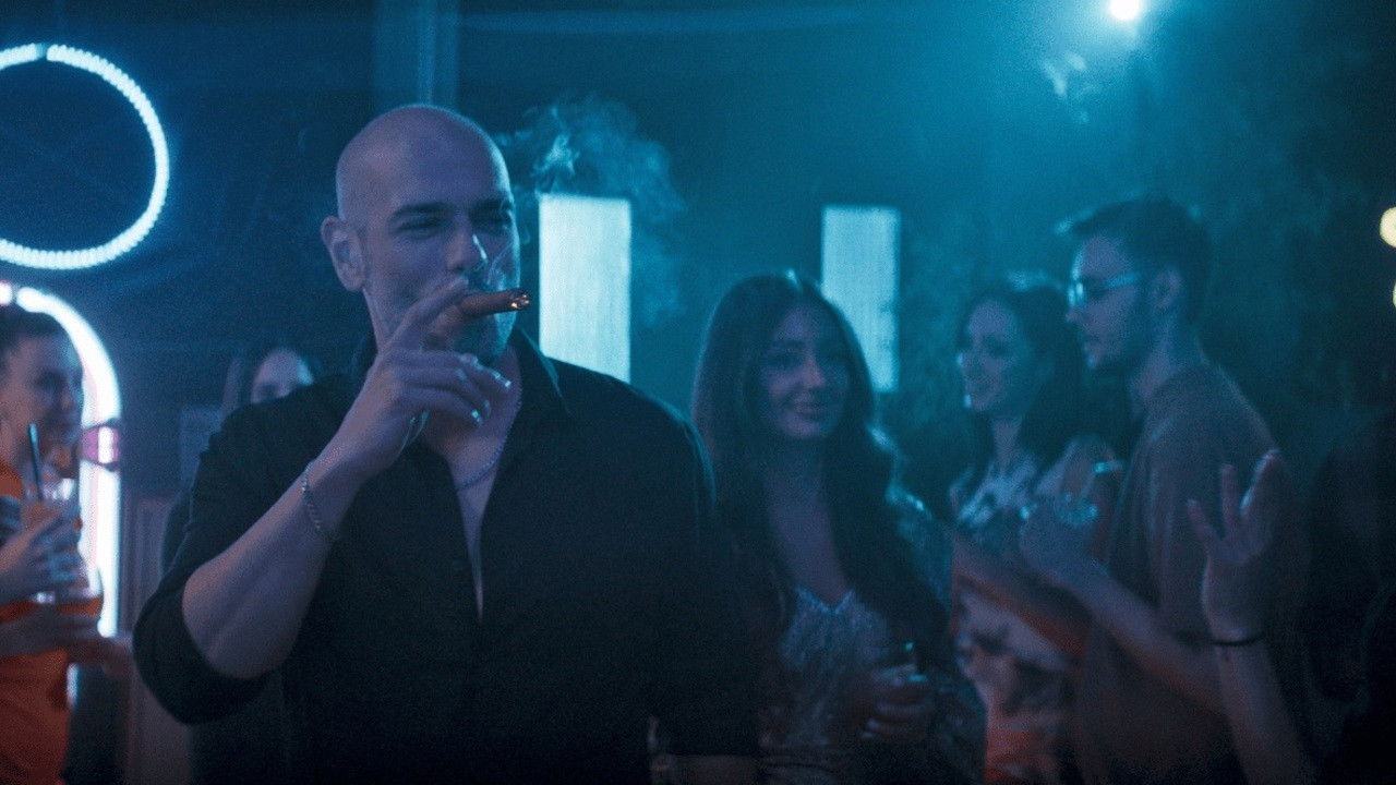 Situationship backdrop