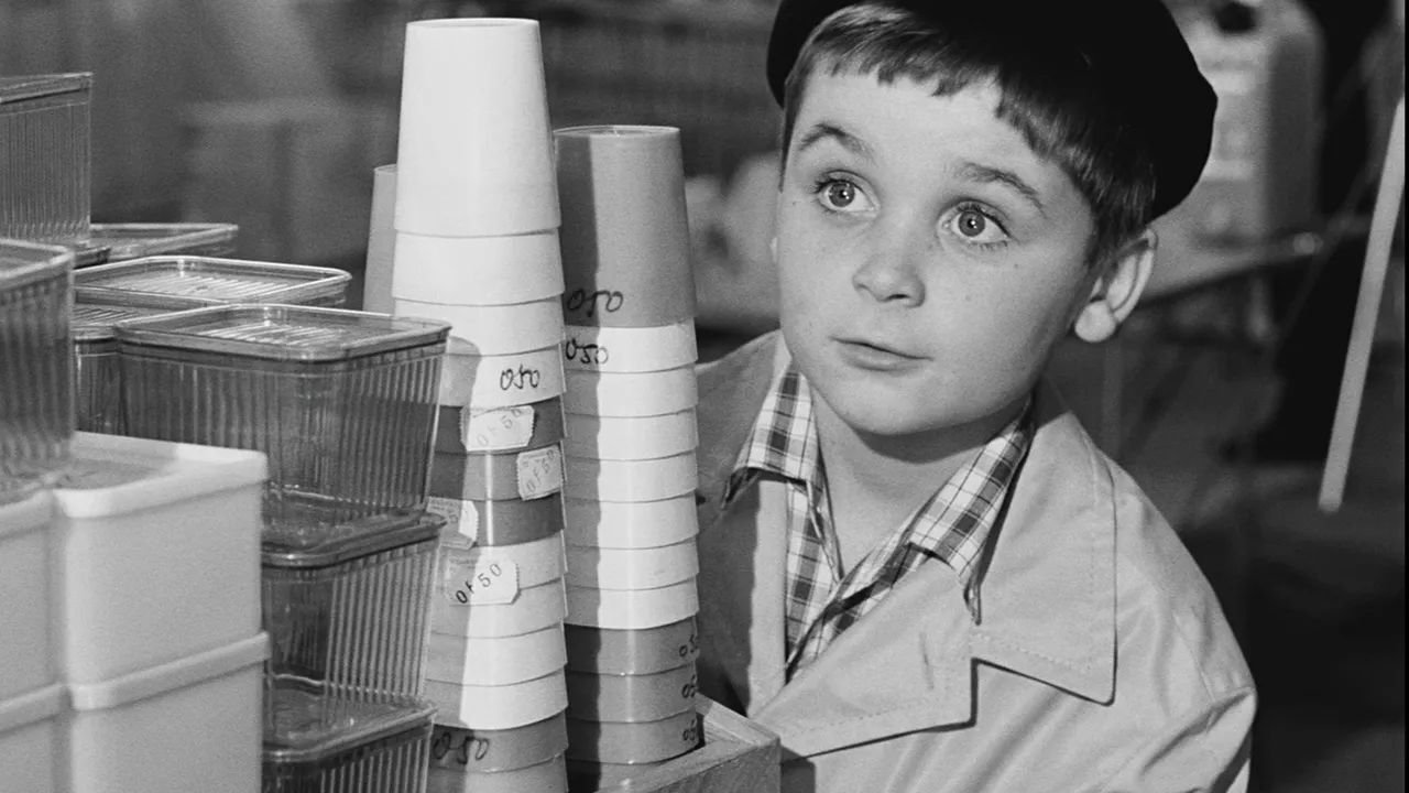 Bebert and the Train backdrop