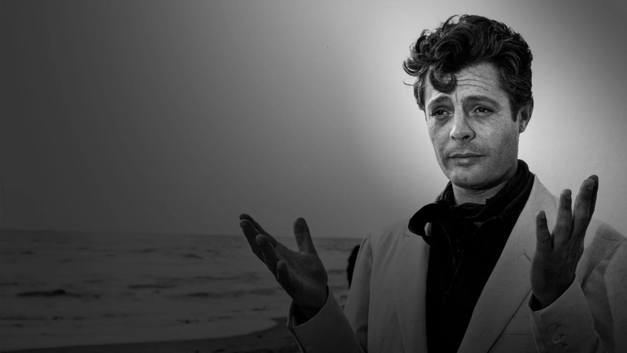 Marcello Mastroianni, irrésistiblement libre backdrop