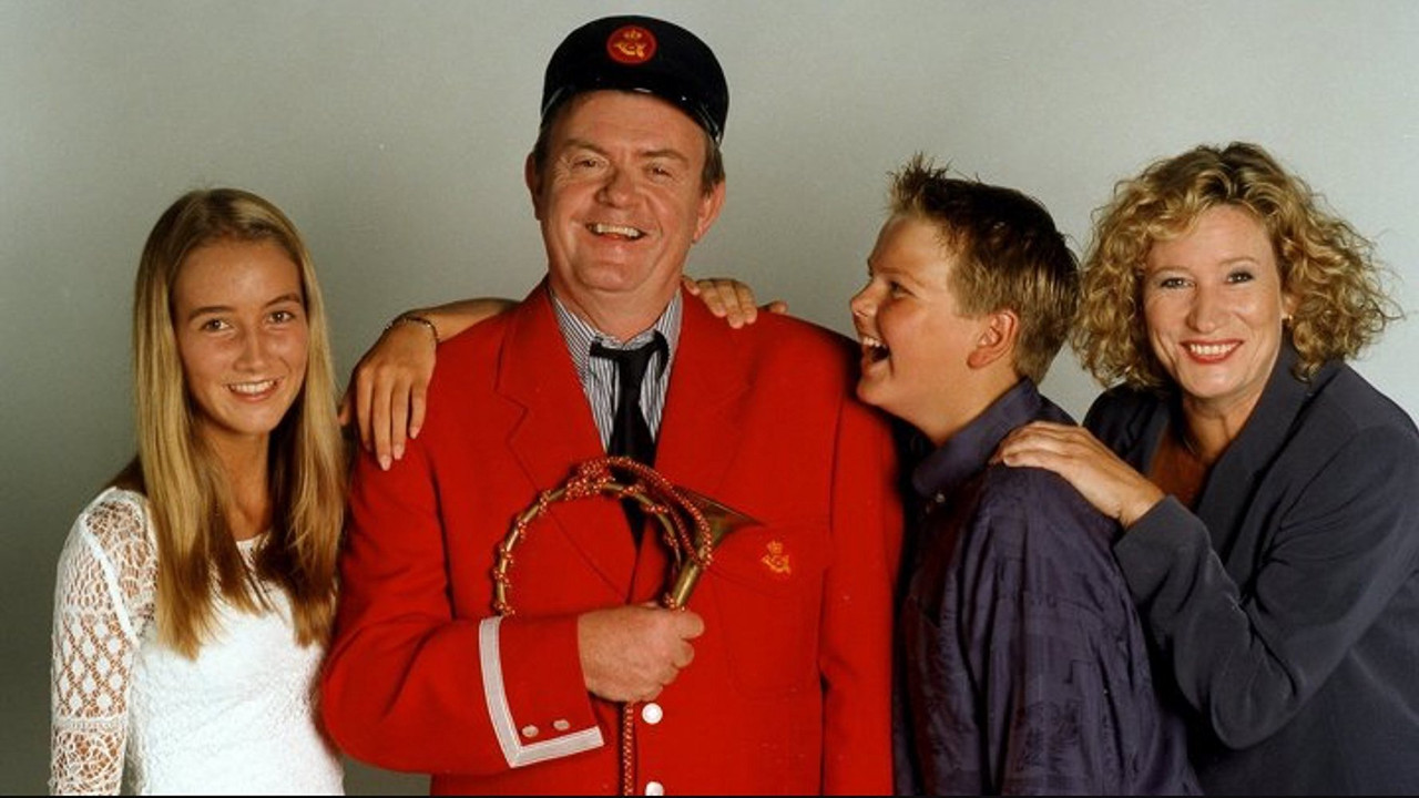 Madsen & Co. backdrop