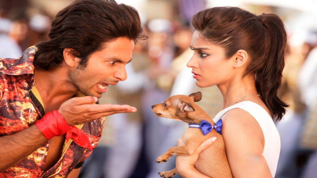 Phata Poster Nikhla Hero backdrop