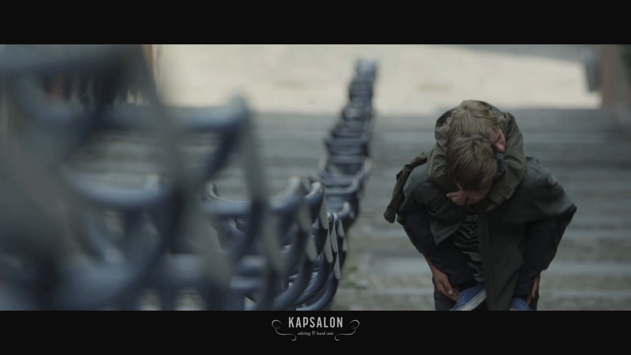 Life according to Nino backdrop