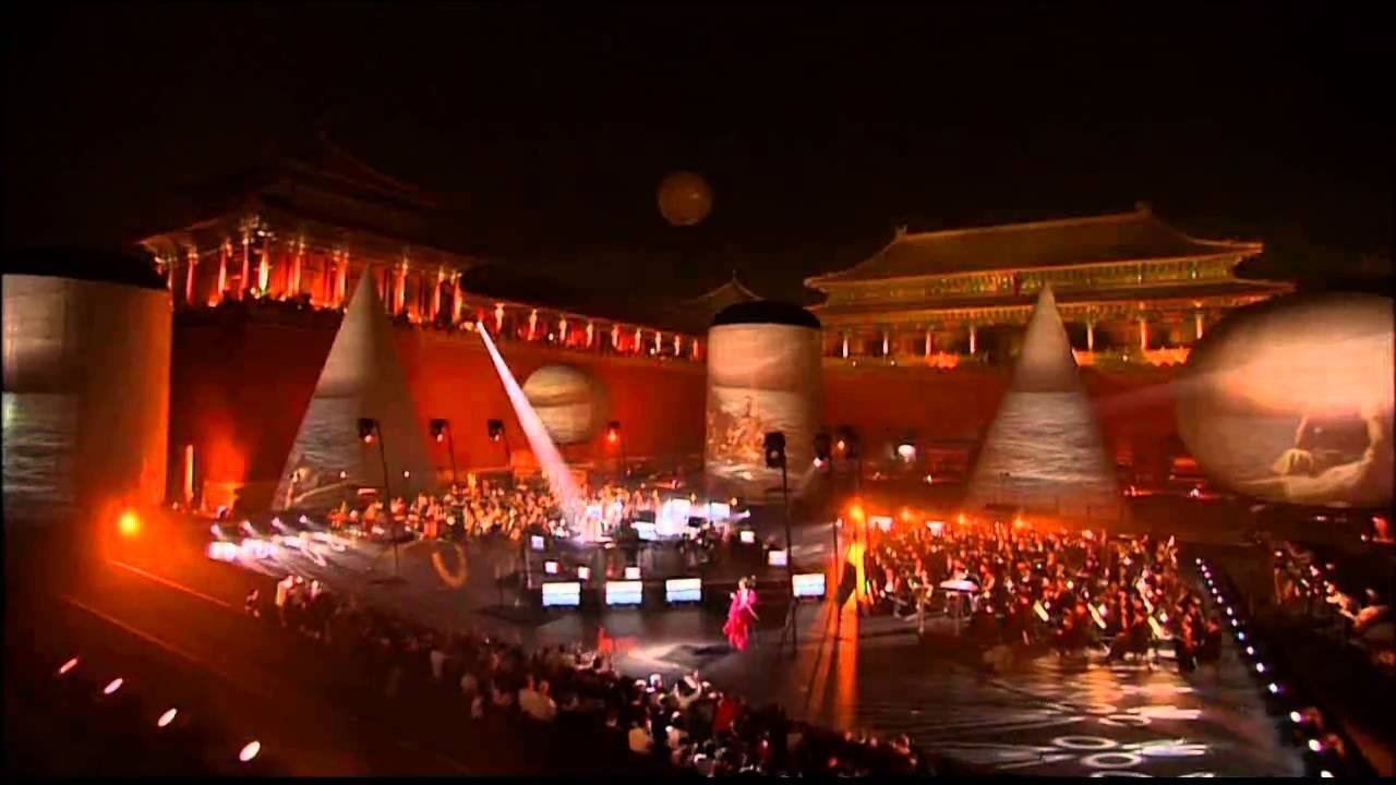 Jarre in China backdrop