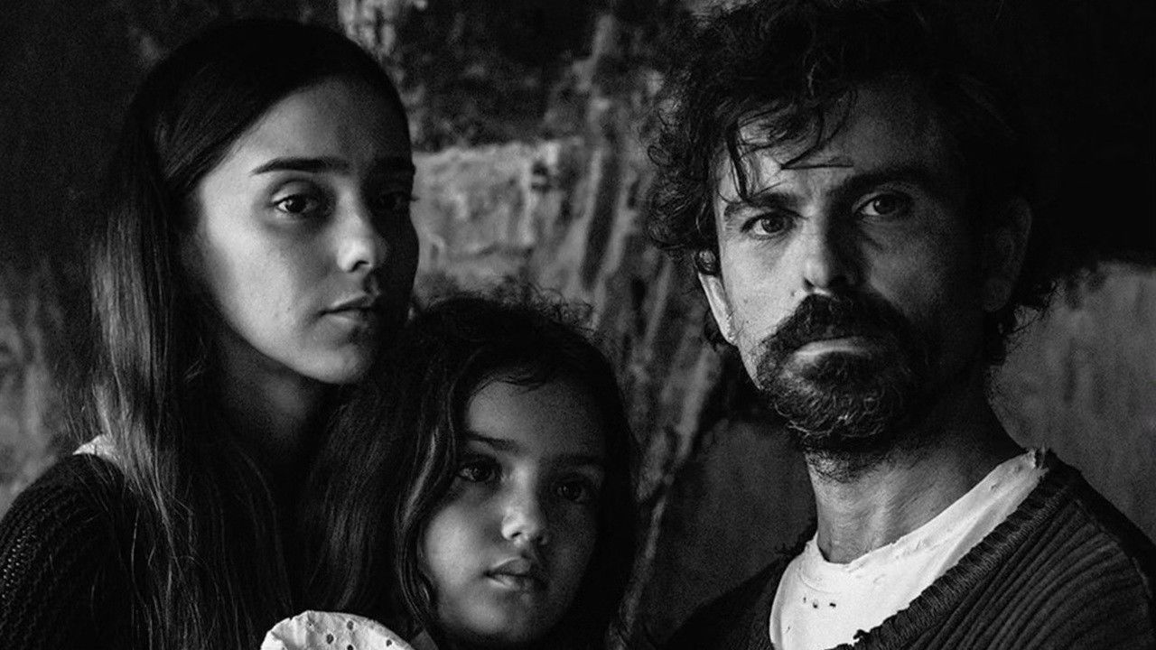 La hija que compartimos backdrop