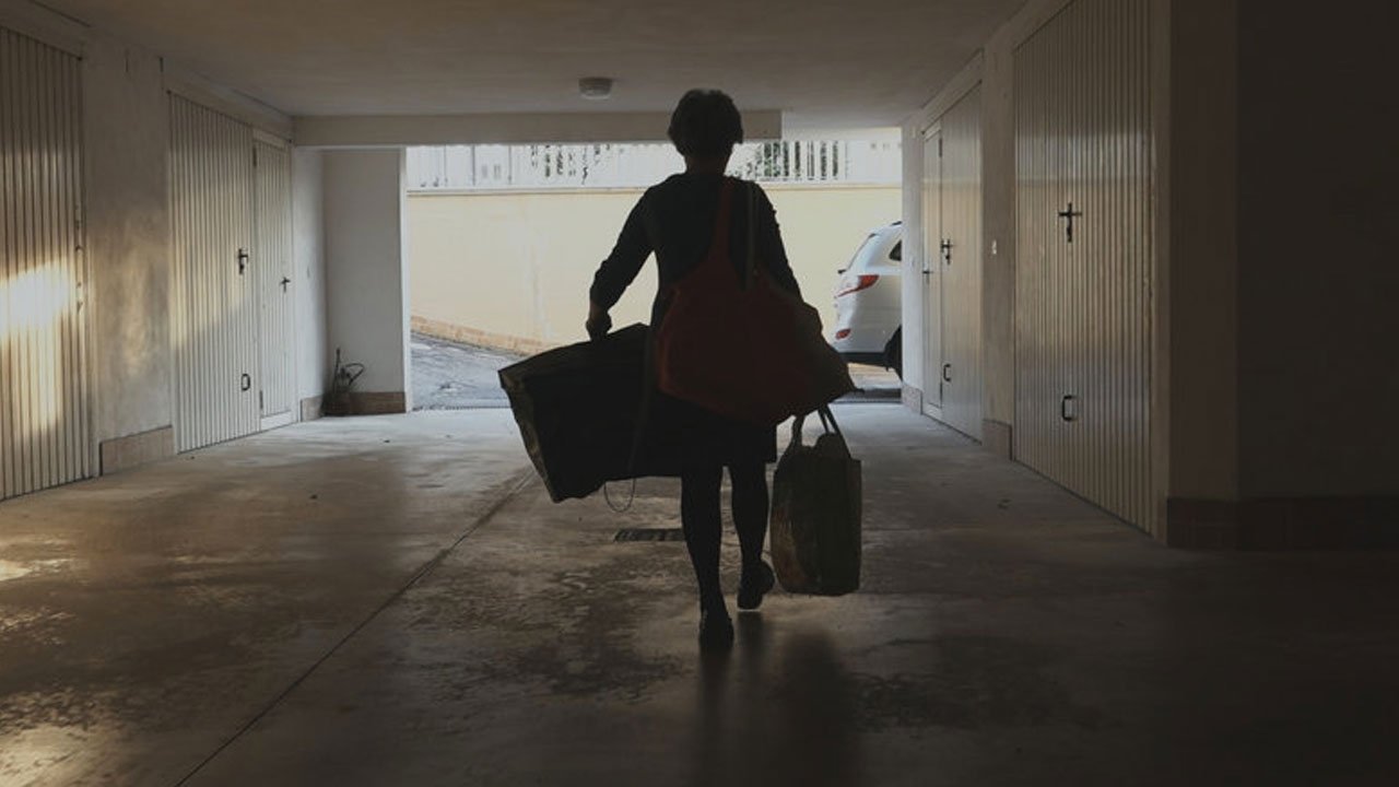 Una Primavera backdrop