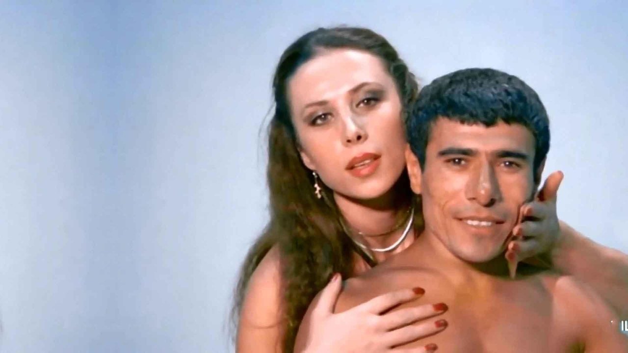 Talihli Amele backdrop