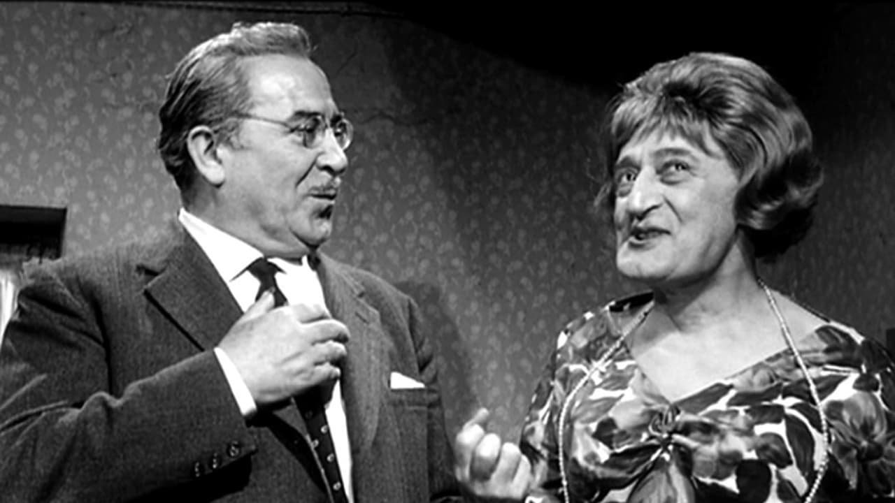 Totòtruffa '62 backdrop