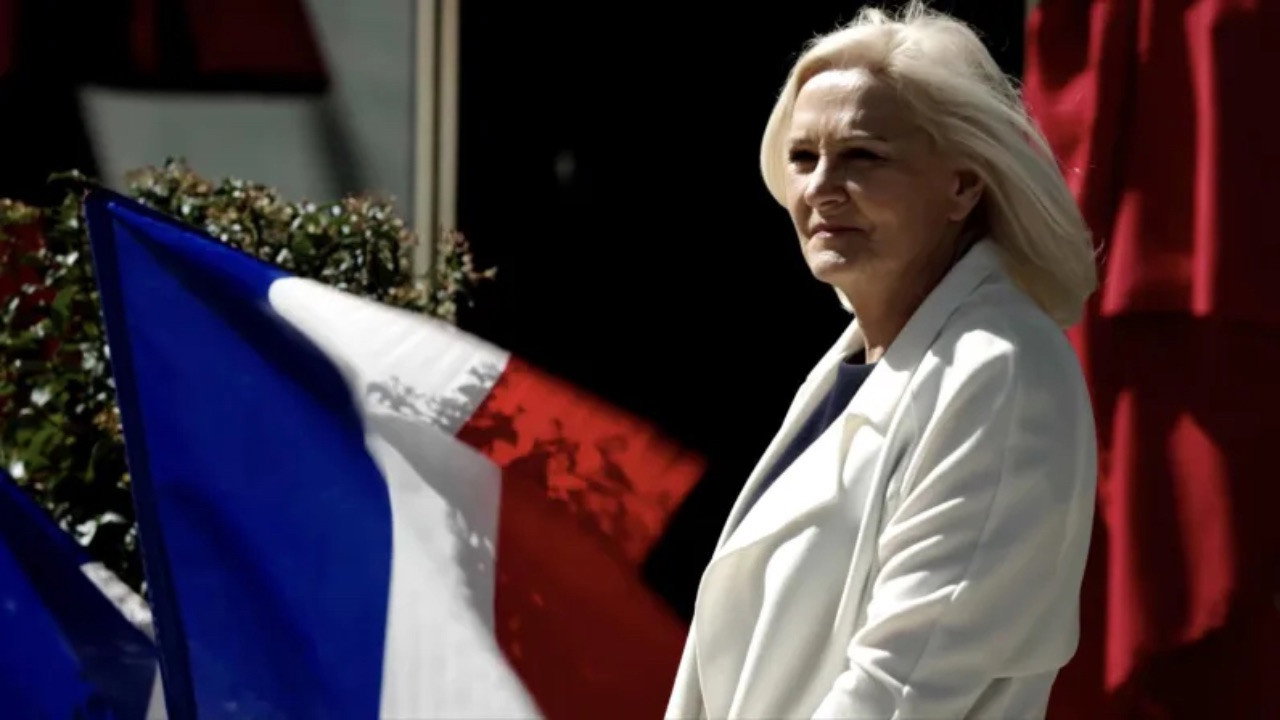 RN 72, à la conquête de l'Ouest backdrop