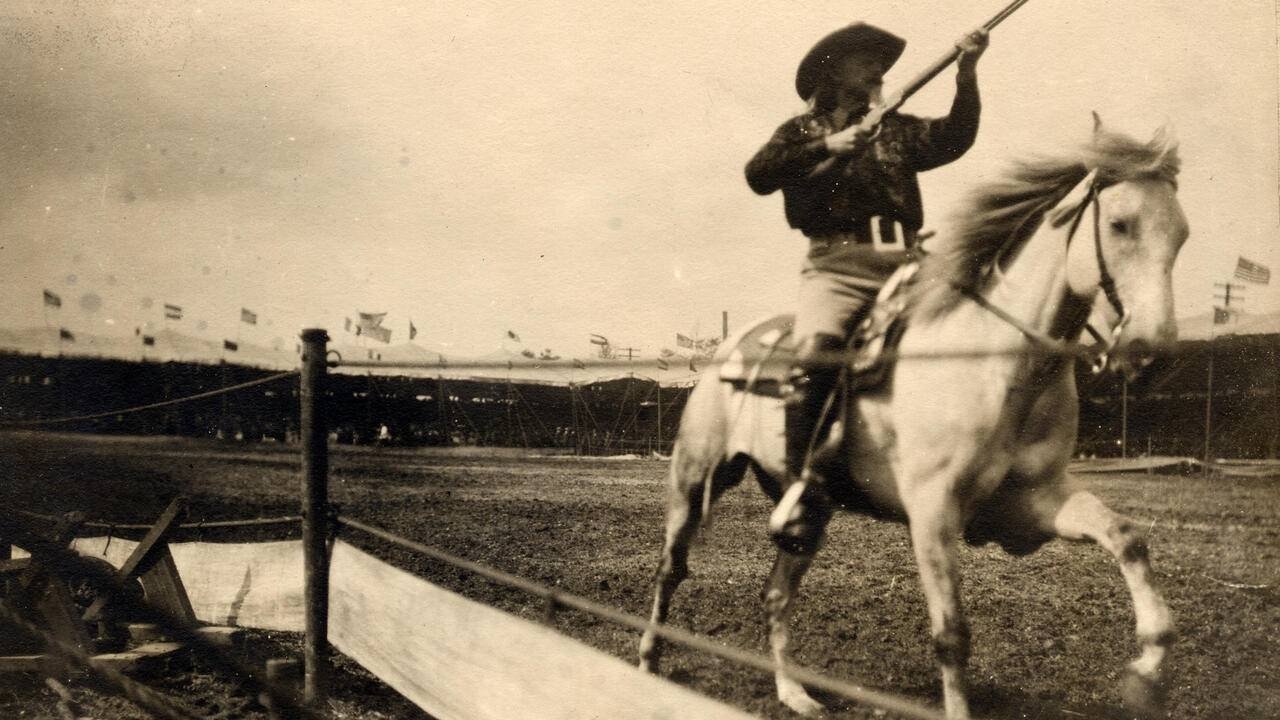 Buffalo Bill, place au spectacle ! backdrop