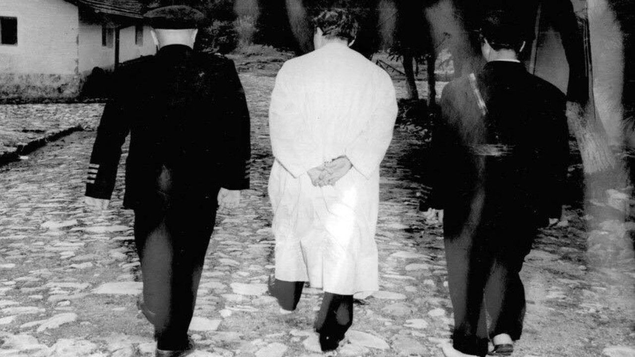 Demirkırat: Execution backdrop