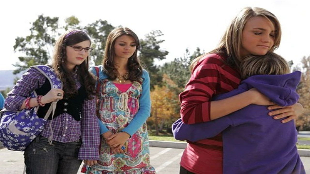 Zoey 101: Goodbye Zoey? backdrop