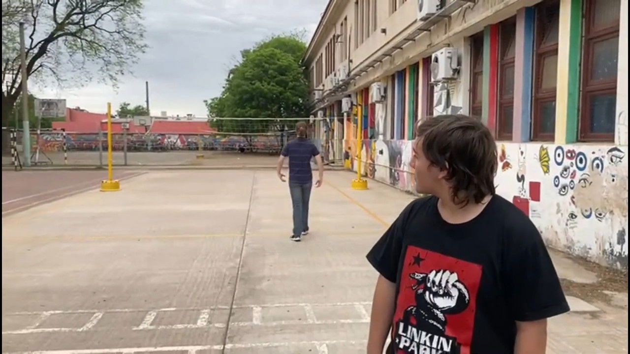 Otro Día de Nick Tovenar [Acto 2 de 1] backdrop