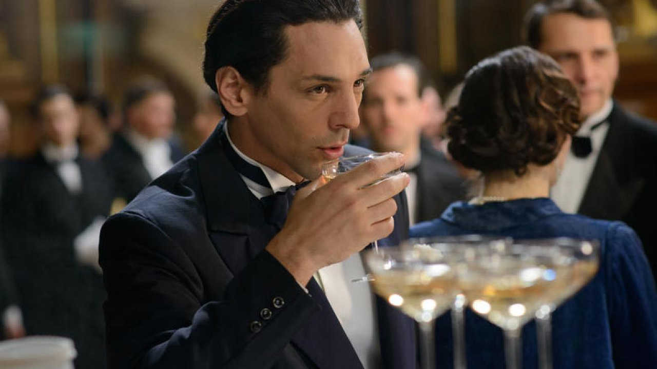 Stavisky, l'escroc du siècle backdrop