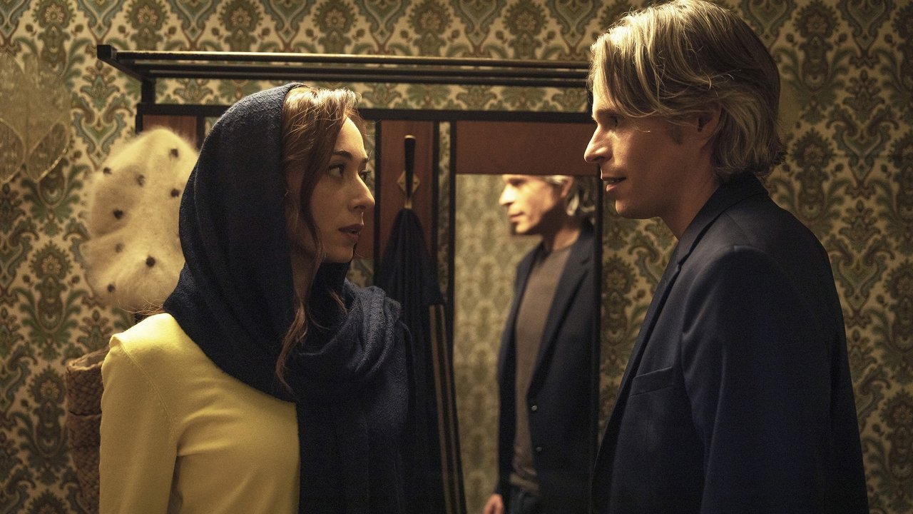 A temporary story backdrop