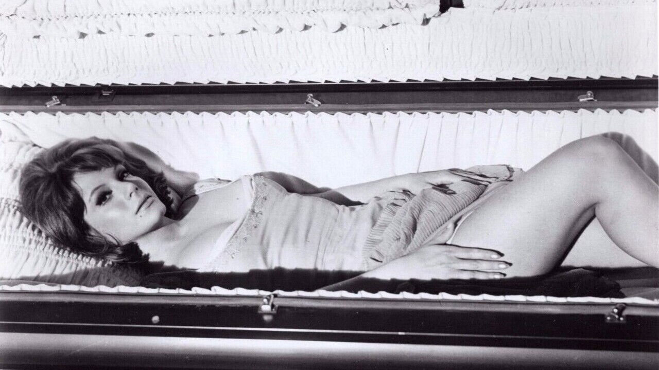 Savage Sunday backdrop