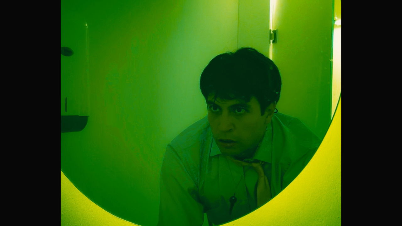 Destino Liminal backdrop