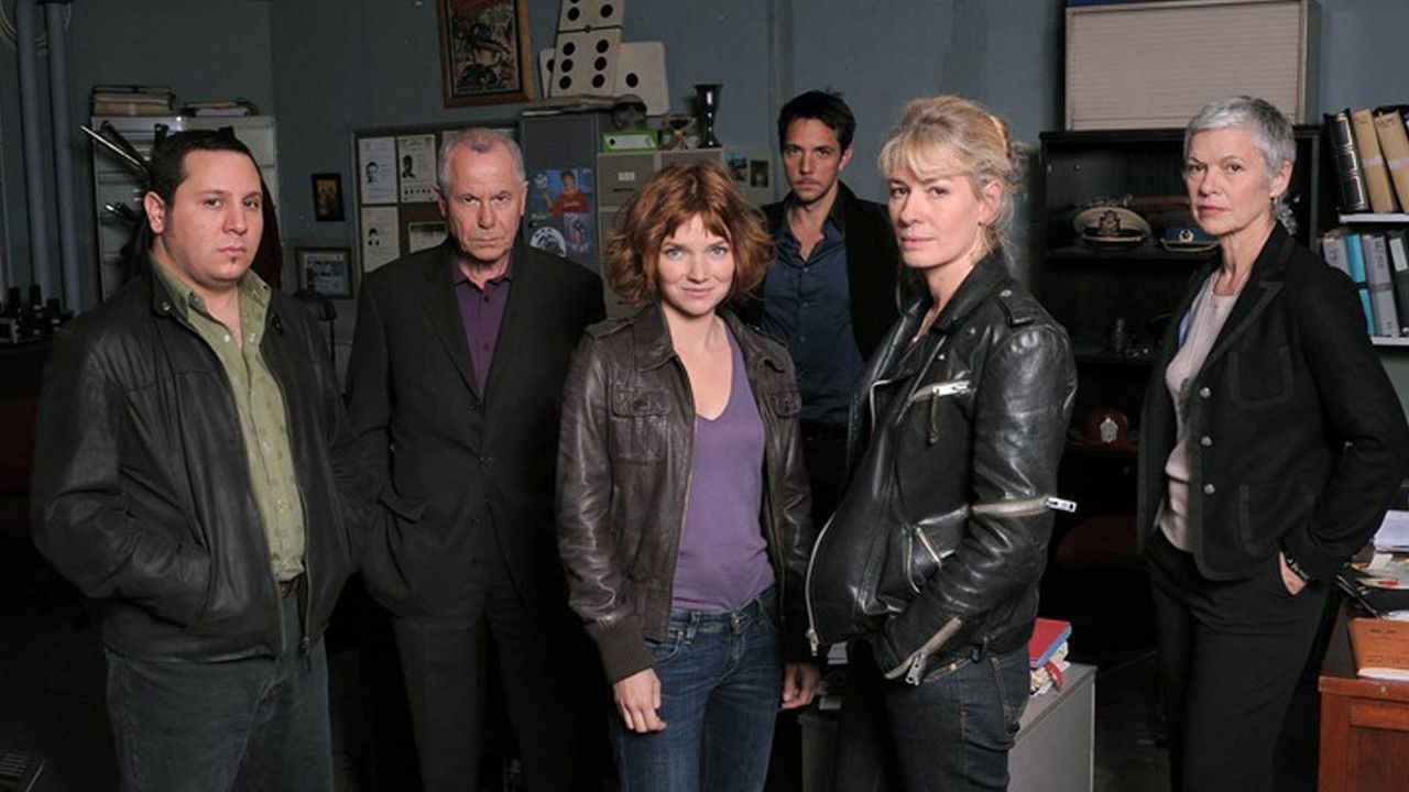 Entre deux eaux backdrop