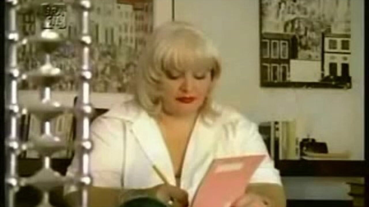 Com as Calças na Mão backdrop