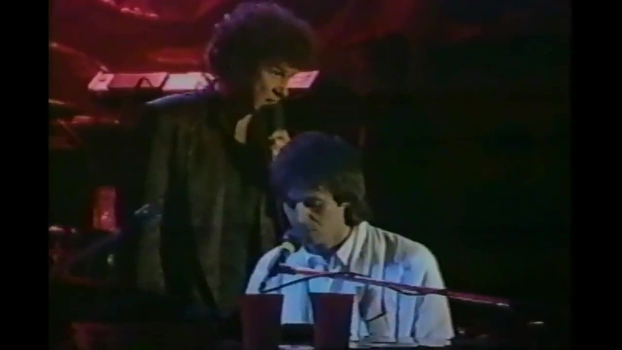 Robert Charlebois en concert à Montréal avec Jean-Jacques Goldman backdrop