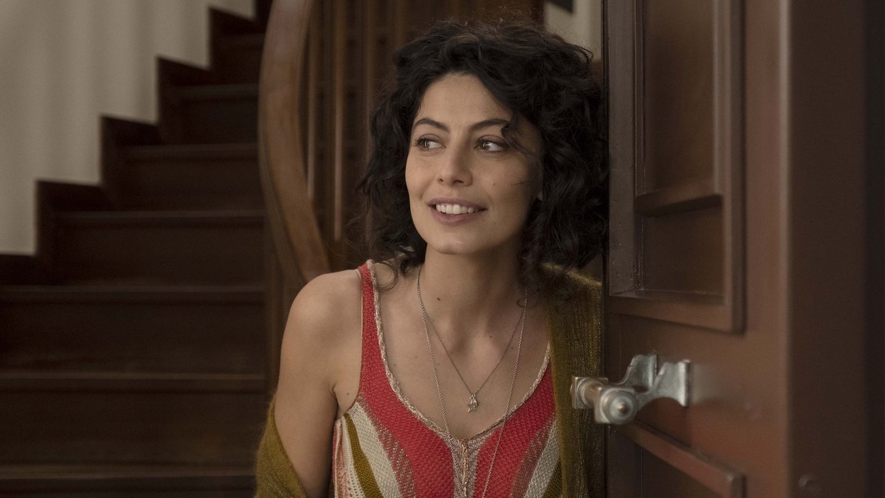 She's the One backdrop