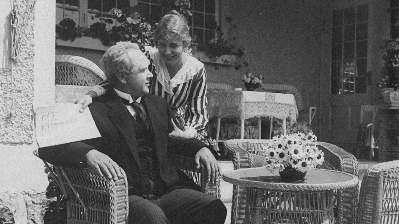 The Prisoner of Karlsten's Fortress backdrop