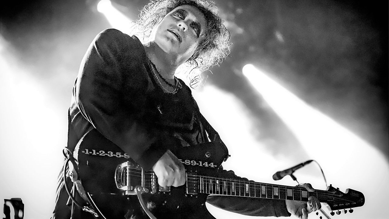 The Cure Aux Viellies Charrues backdrop